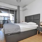 Gorgeous In With Wifi Апартаменты